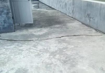 南雄楼顶漏水维修公司分享下如何解决卫生间隐蔽部位漏水的问题?